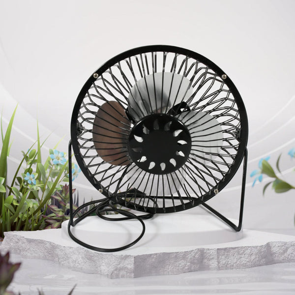 USB Table Desk Personal Metal Electronic Fan, Compatible with Computers, Laptops, Student Dormitory, Suitable For Office, School Use (1 Pc)