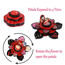 Makeup kit with three tiers and flower-themed design